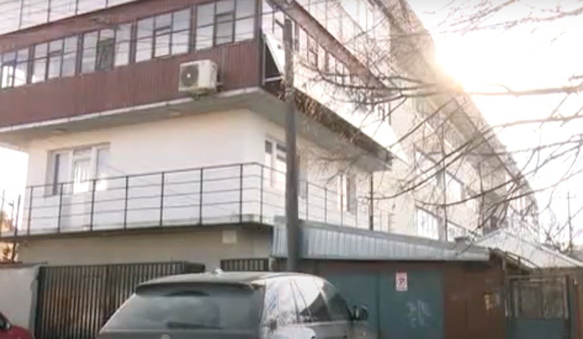 Peste 7.000 de locuințe și firme din Sovata–Corund, fără curent din cauza vremii