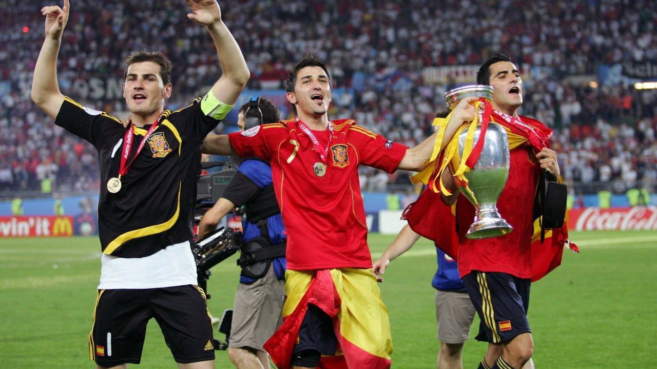 Campionul european din 2008, la 45 de ani, a semnat cu o nouă echipă.