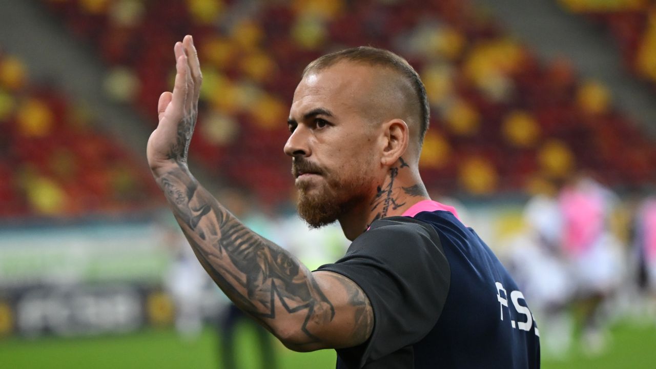 Denis Alibec părăsește FCSB, rămâne în Superliga: „Îi mulțumim!”