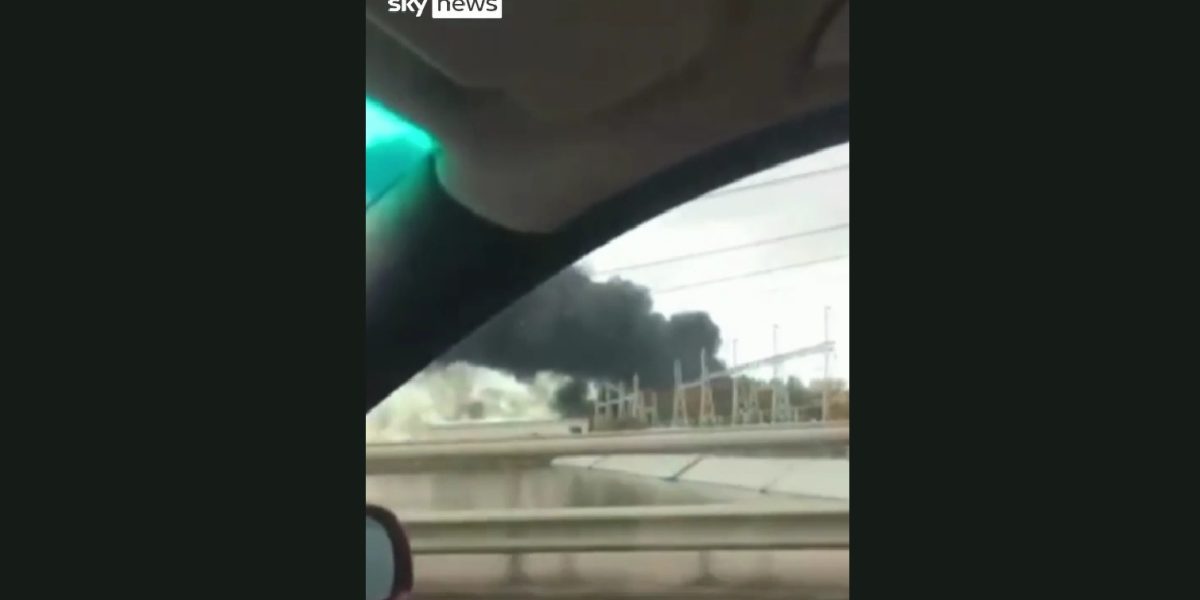 dnipro-nipru-centrala-hidroelectrica-ucraina-rusia-flacari-fum-avarie-lovitura-atac.jpg - PressHub24