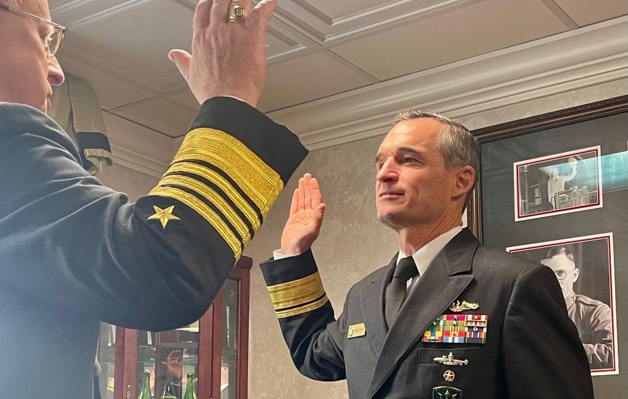 Groenlanda: Cine asigură apărarea?