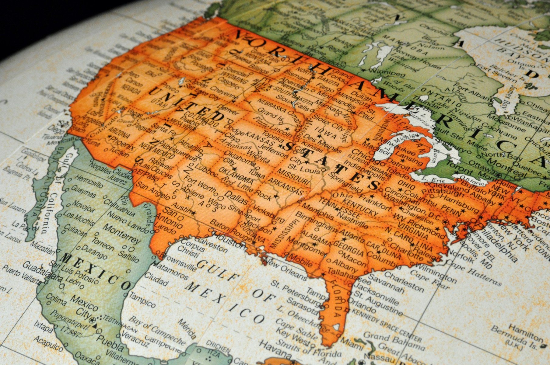 SUA cumpără teritoriu de la Franța