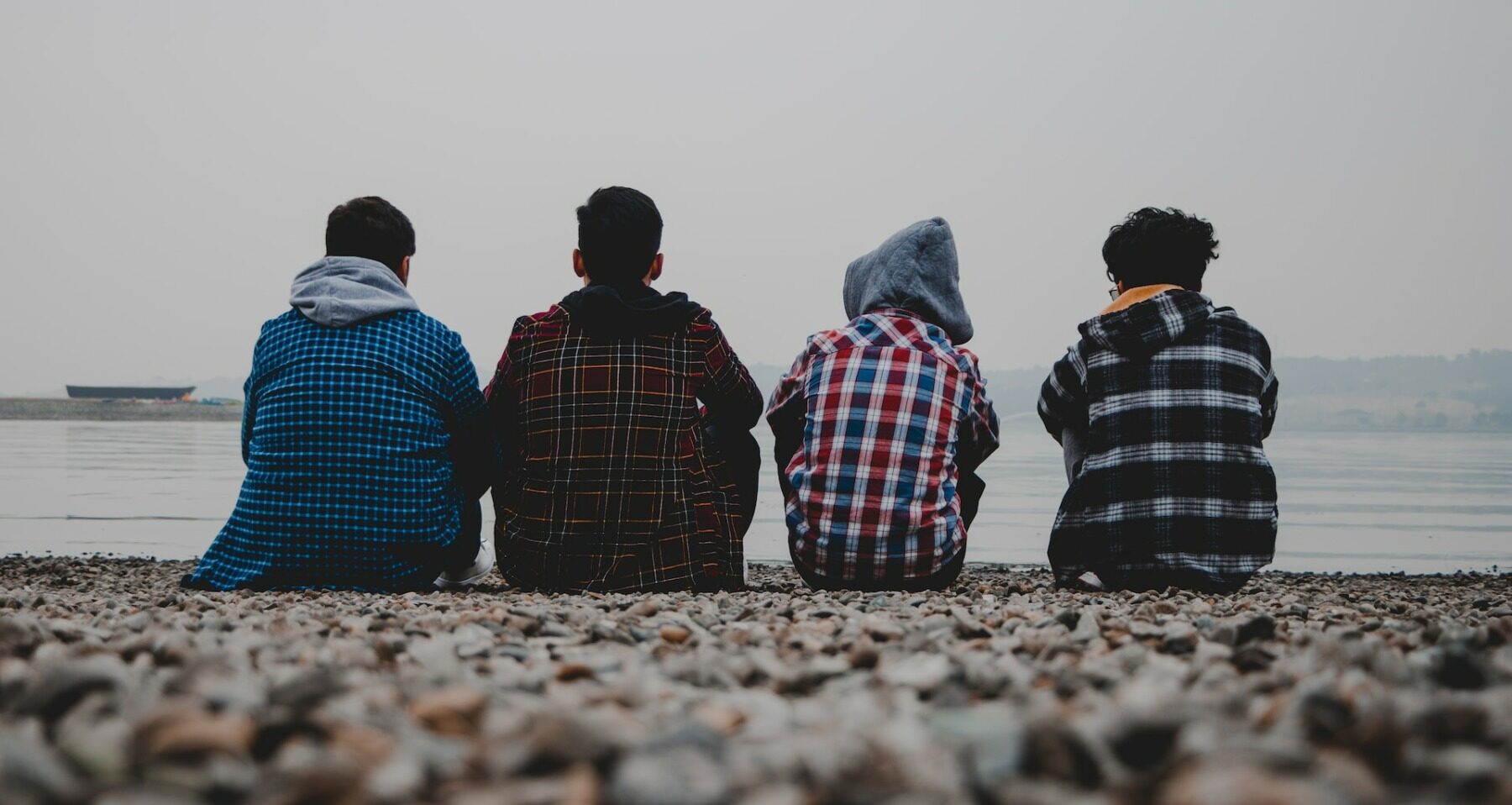 Violența extremă are cauze profunde