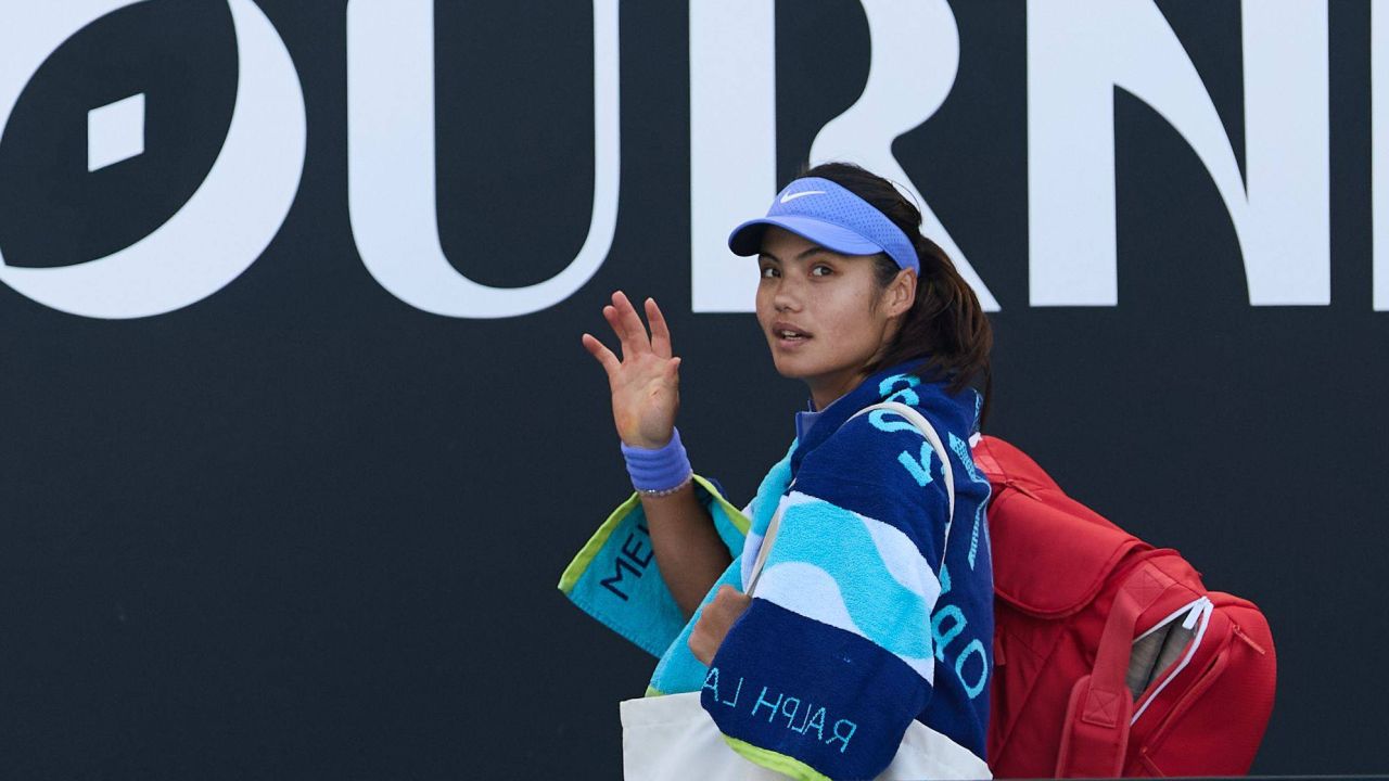 „Răducanu, eliminată din Openul Australiei de o jucătoare austriacă”