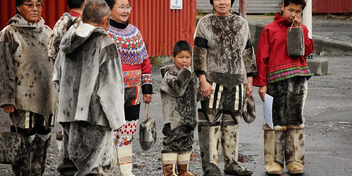 inuiti-groenlanda-eschimosi-polul-nord-polul-sud.jpg - PressHub24