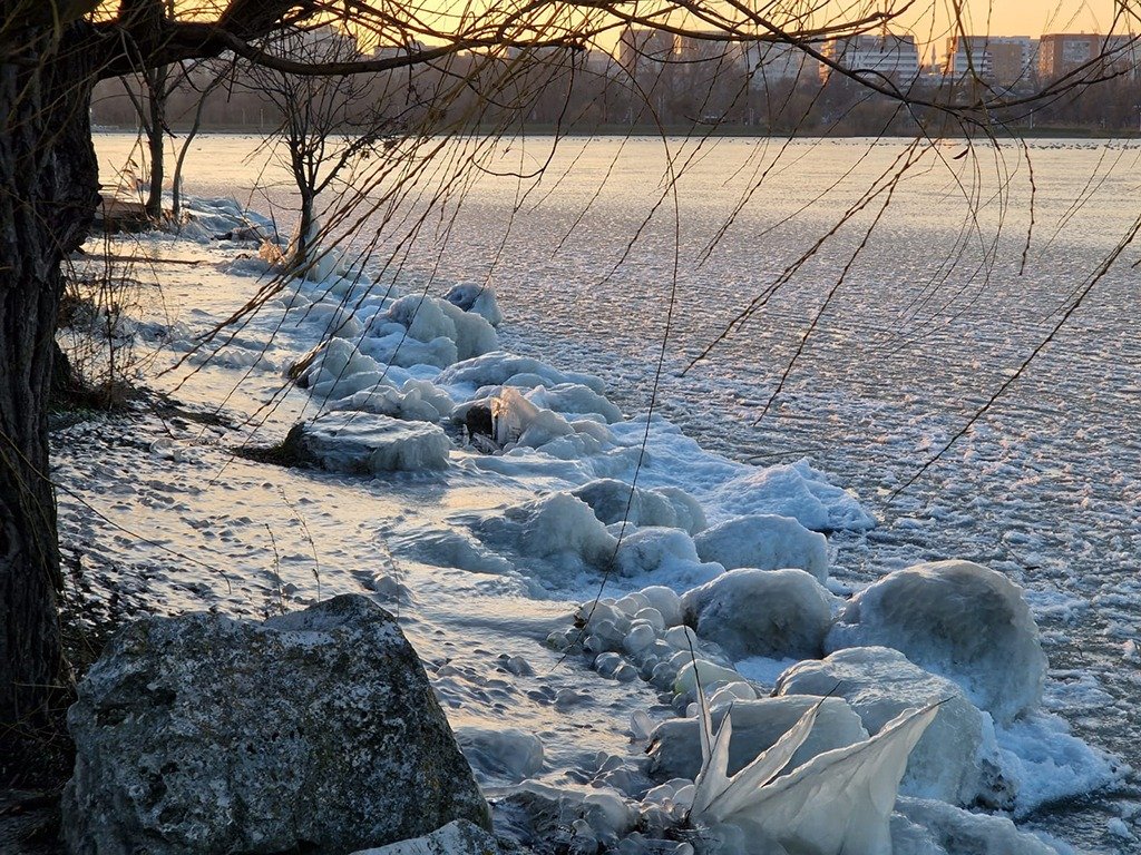 Ger extrem în România: Comandamentul Energetic Național convocat din cauza temperaturilor scăzute