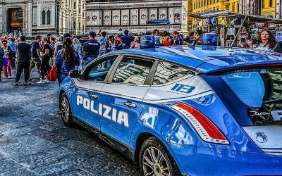 masina-politie-italia.jpg - PressHub24