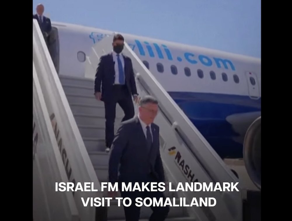 Ministrul de Externe israelian sosește în Somaliland cu Fly Lili