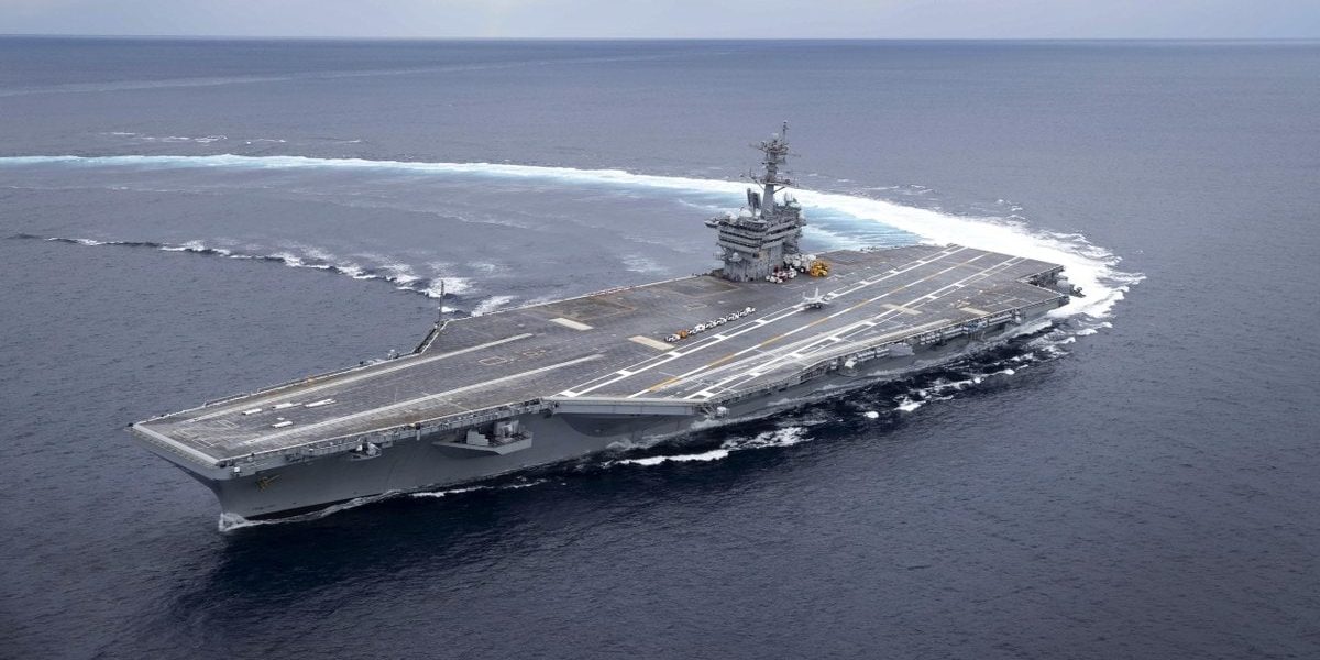 portavionul-USS-Abraham-Lincoln.jpg - PressHub24