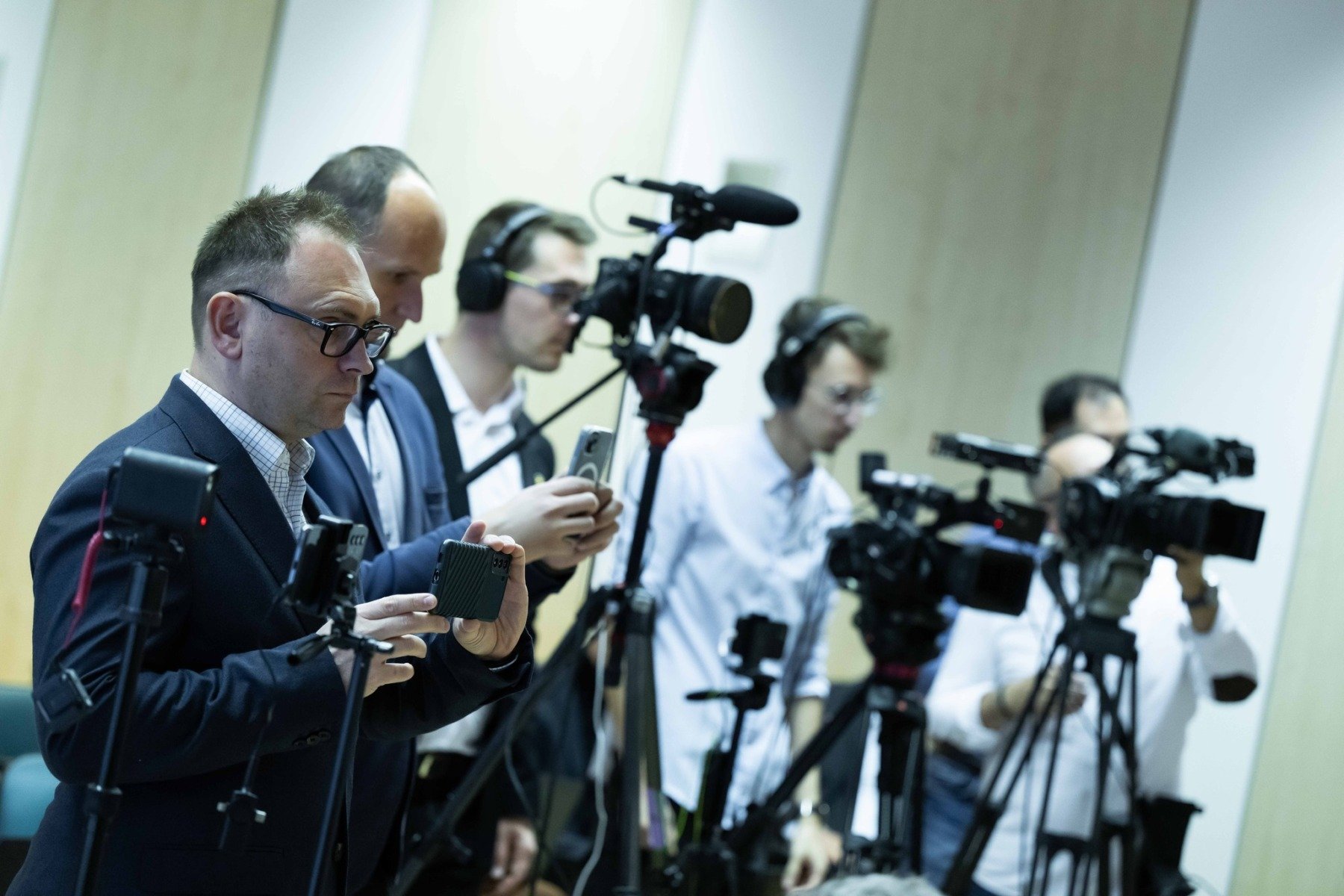 UE adoptă directivă anti-SLAPP, România urmează să o transpună