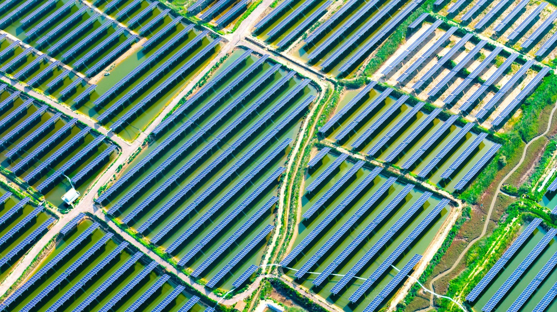 China a construit mai multe capacităţi energetice decât sistemul american în ultimii 4 ani.