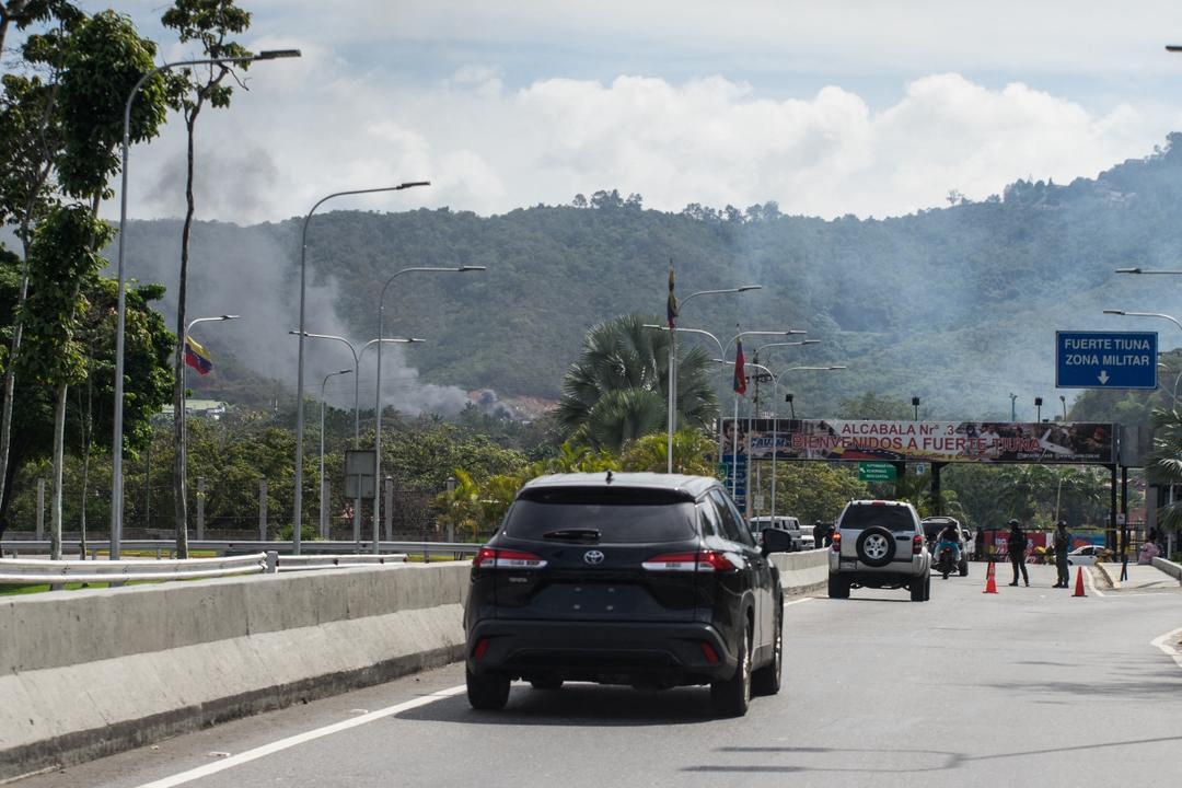Venezueleni evită străzile din cauza violenței