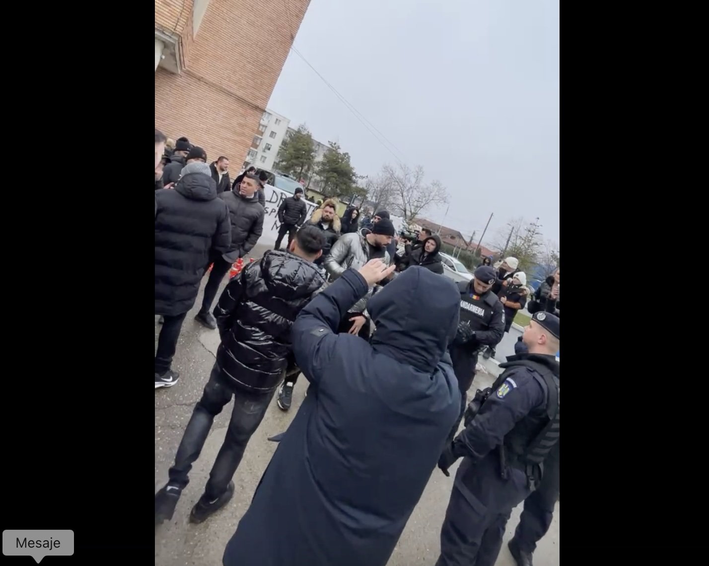 Protest în fața Spitalului Județean Buzău după decesul unui pacient