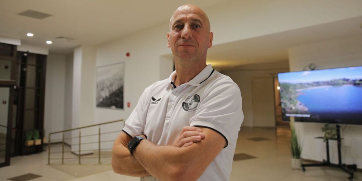 robert-ilyes-chg-2.JPG - PressHub24