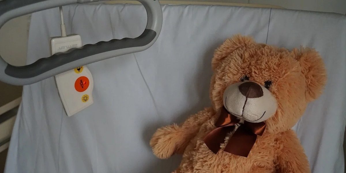 spital-jucarie-copil-copie.jpg - PressHub24