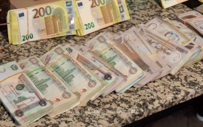 teancuri-de-bani.jpg - PressHub24