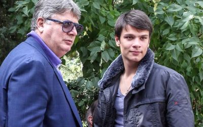 „Am pus 50 de bodyguarzi să-l bată! La 13 ani mă ducea la lăutari și șprițuri”