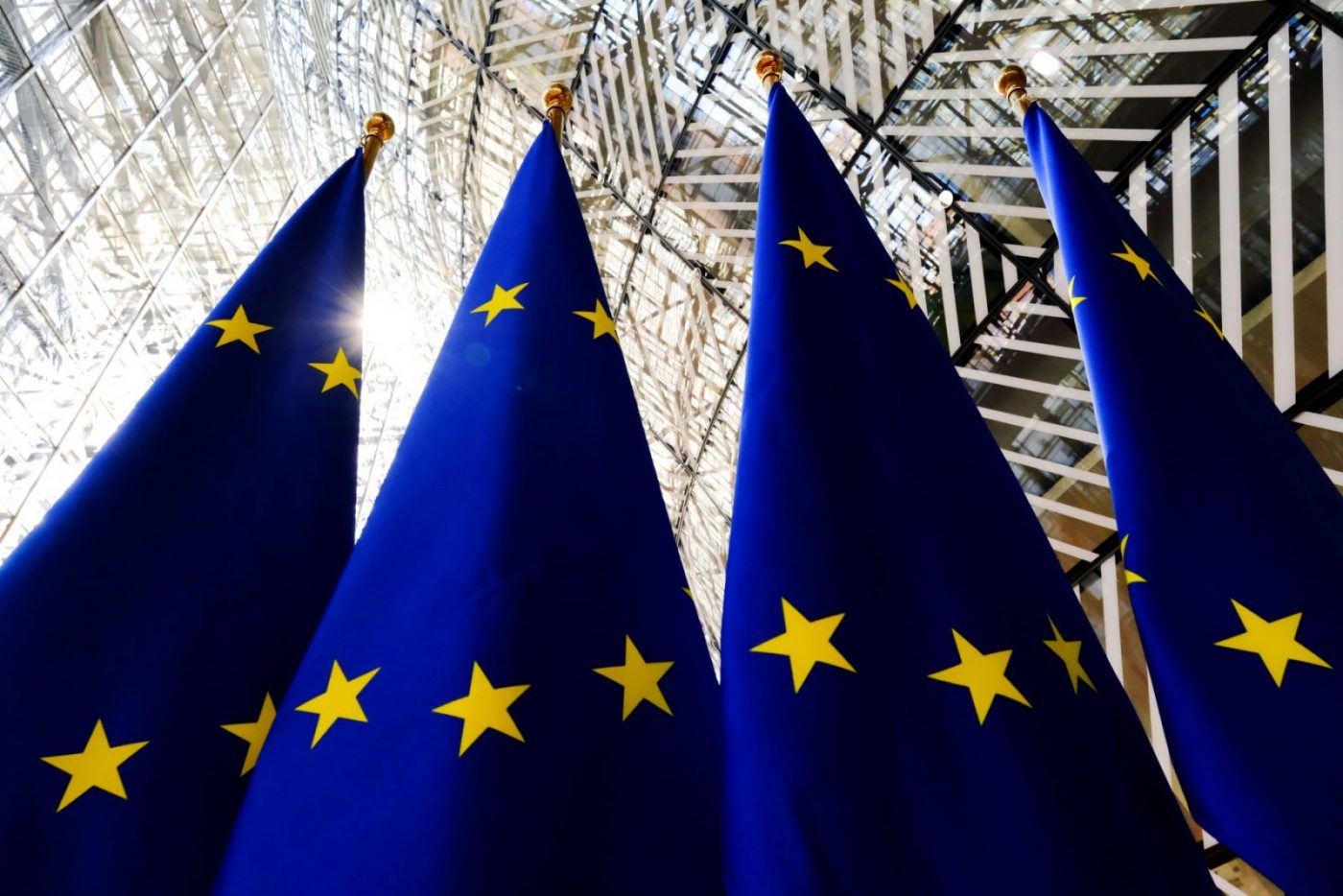 UE propune sancțiuni noi împotriva Rusiei, inclusiv interzicerea serviciilor maritime pentru petrolierele rusești