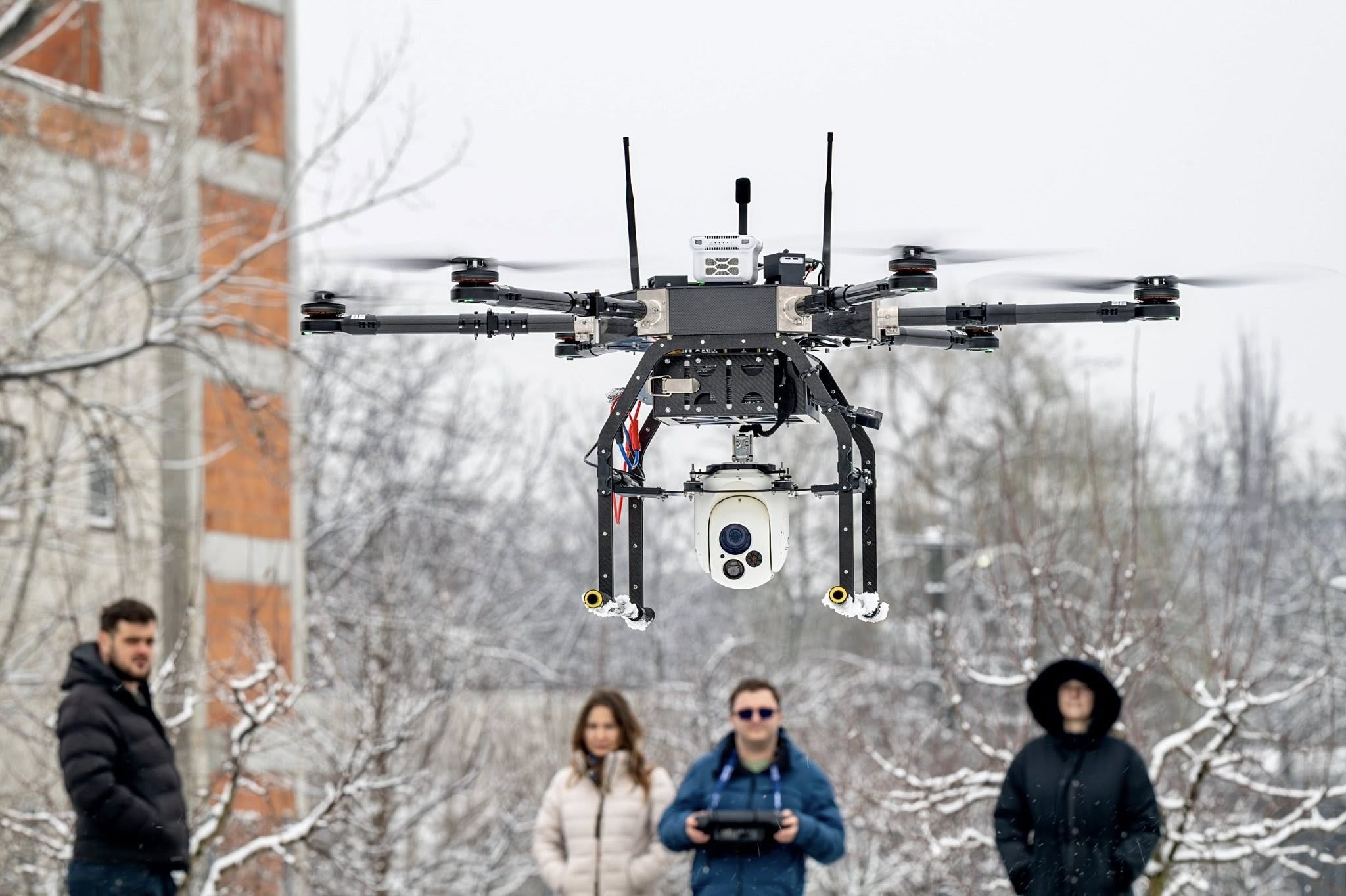 Dronă și navă solară monitorizează Dunărea, proiect româno-bulgar cu peste 730.000 euro