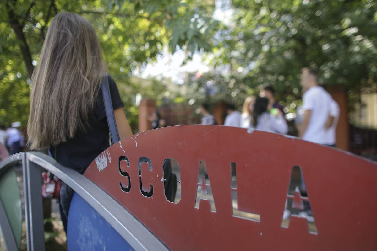 Primăria Drăgășani vrea să interzică păcănelele lângă școli și parcuri