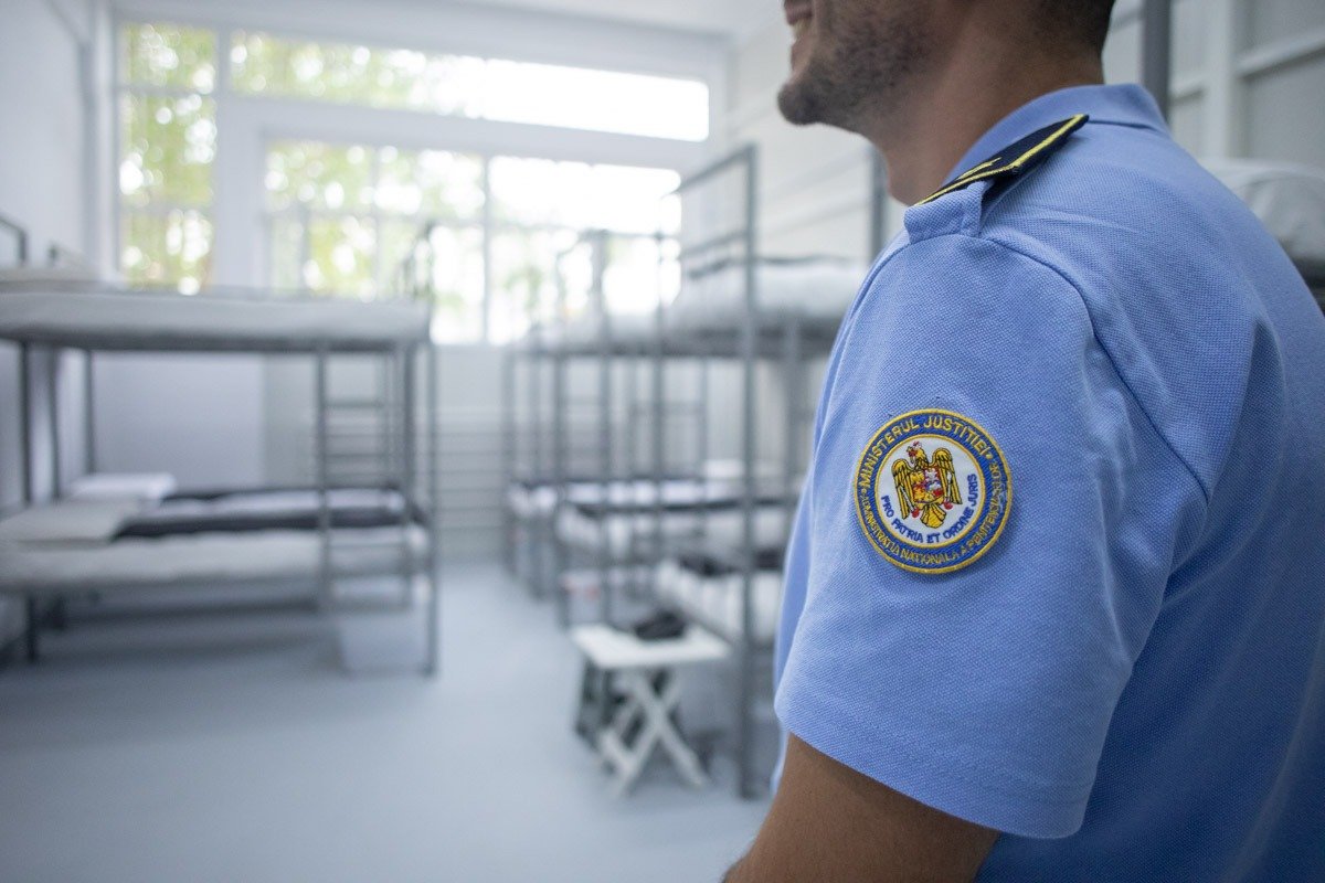 Sindicatele din penitenciare amenință cu blocarea sistemului dacă norma de hrană va fi eliminată