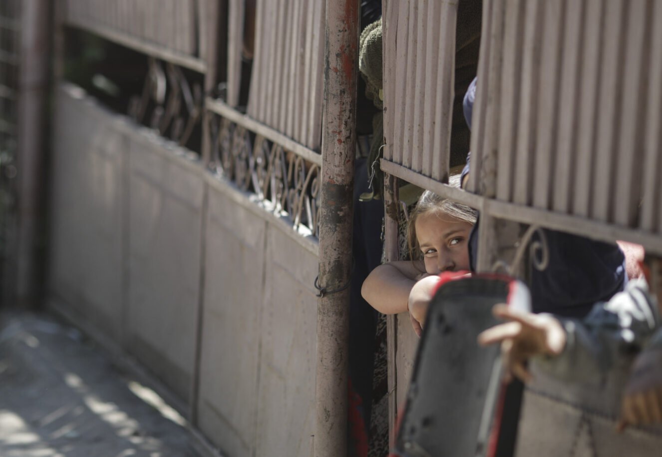 Un din trei orașe și comune din România cheltuie mai mult pe salarii decât încasează din taxe