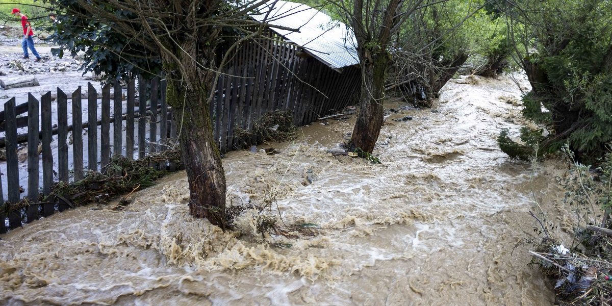 ILUSTRATIE_INUNDATII_01_INQUAM_Photos_Casian_Mitu.jpg - PressHub24