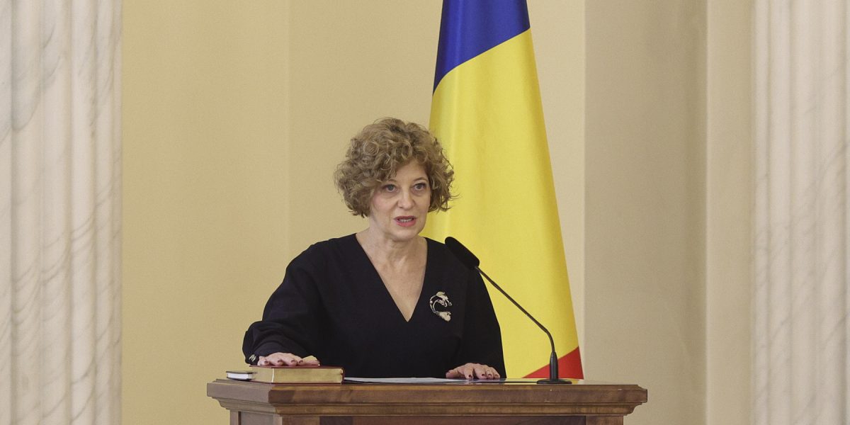 INSTANT_DEPUNERE_JUR_OANA_GHEORGHIU_03_INQUAM_Photos_Octav_Ganea.jpg - PressHub24