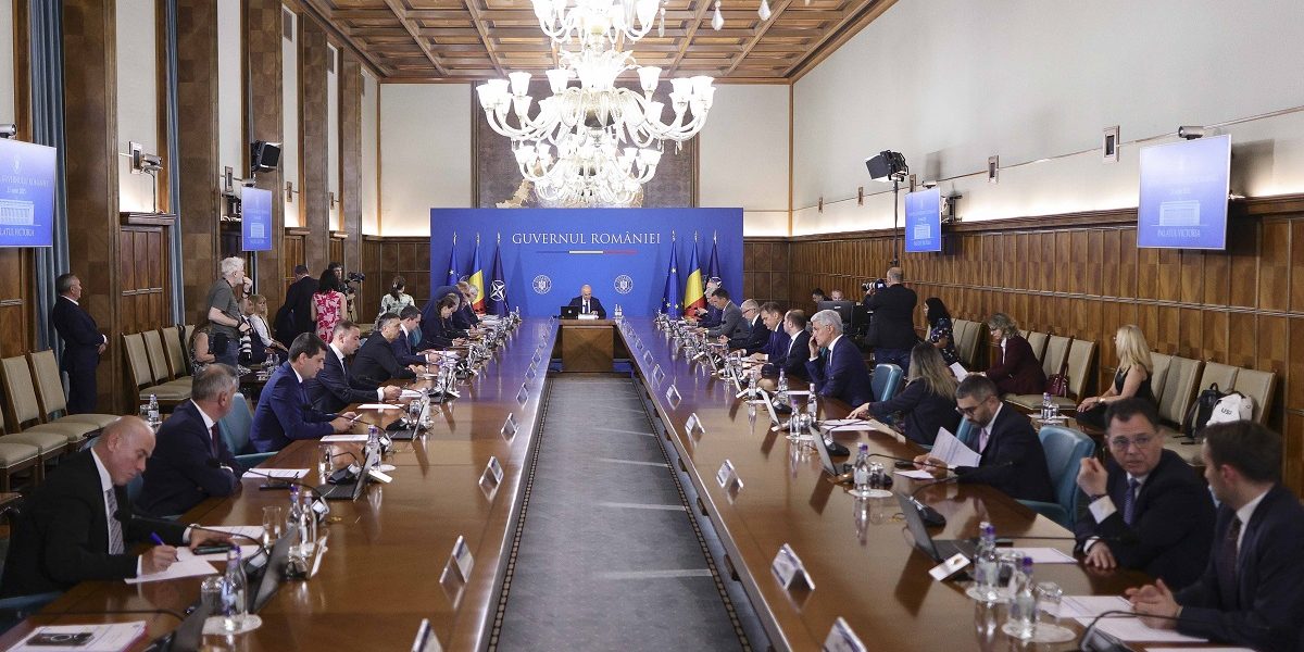 INSTANT_GUVERN_SEDINTA_CAB_BOLOJAN_001_INQUAM_Photos_Octav_Ganea.jpg - PressHub24