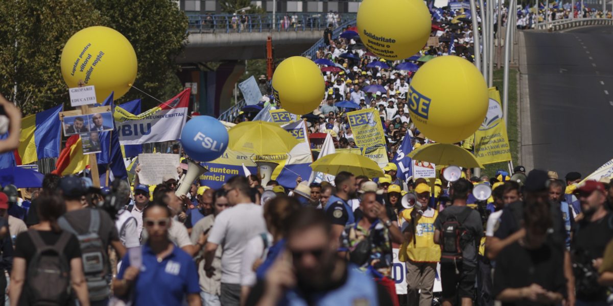 INSTANT_PROTEST_EDUCATIE_SET_2_18_INQUAM_Photos_Octav_Ganea.jpg - PressHub24