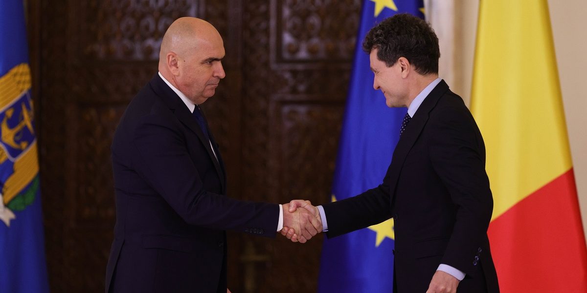 Ilie-Bolojan-Nicusor-Dan-depunere-juramant.jpg - PressHub24