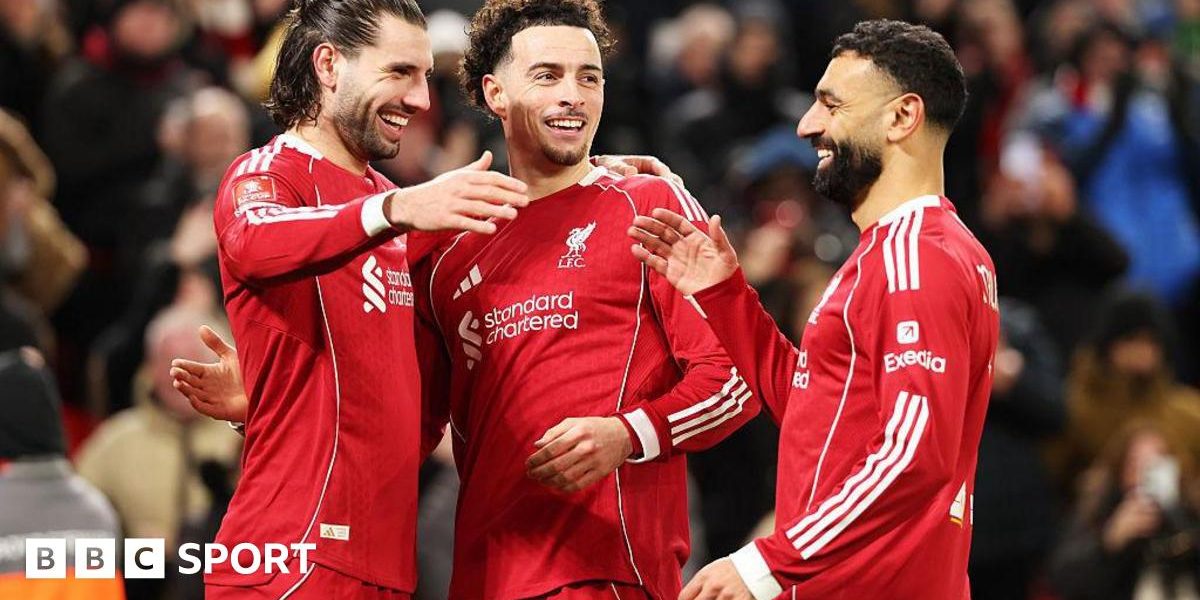 Liverpool 3-0 Brighton & Hove Albion: Mohamed Salah stars as Reds progress