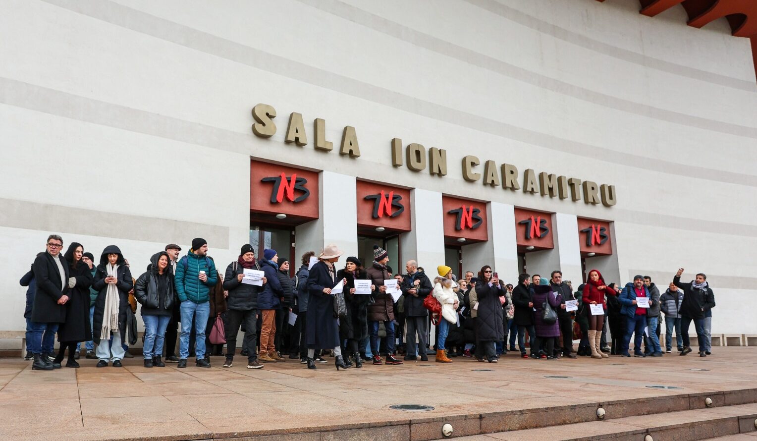 Sindicatul Actorilor cere demisia ministrului Demeter pentru insulte repetate la adresa profesioniștilor din cultură