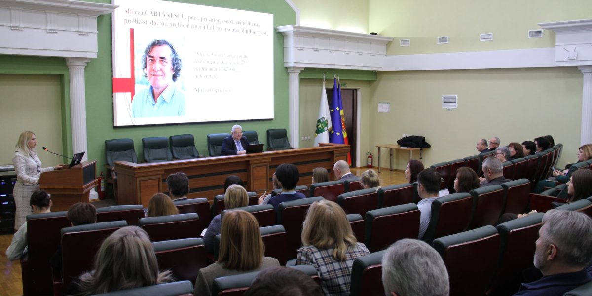 Mircea-Cartarescu-honoris-causa-moldova.jpg - PressHub24