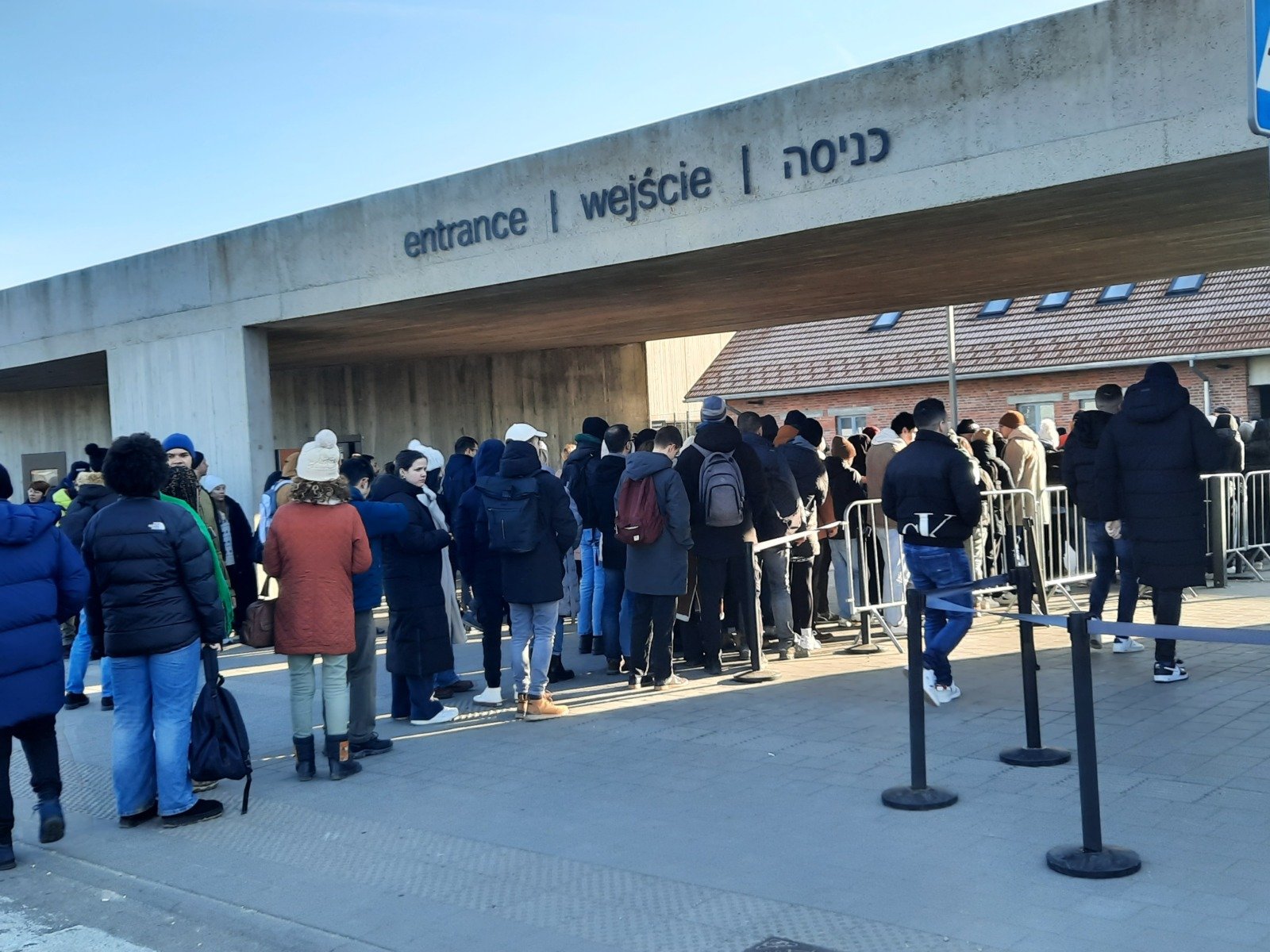 Muzeul Auschwitz renunță la vânzarea fizică a biletelor, rezervările se fac online începând din martie