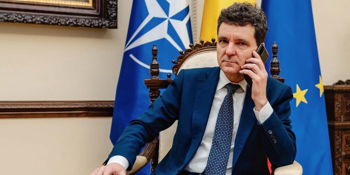 Nicusor-Dan.jpg - PressHub24