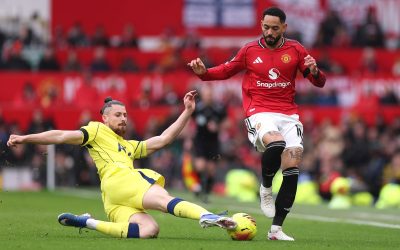 Radu Drăgușin n-a putut opri „tăvălugul” lui Manchester United » Românul a prins aproape 70 de minute