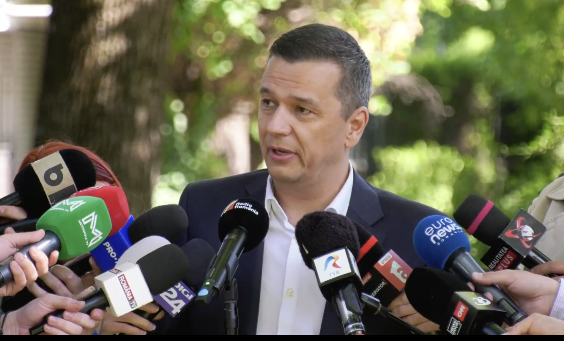 Grindeanu: Nu se poate trăi în România doar din ajutor social, e nevoie de muncă