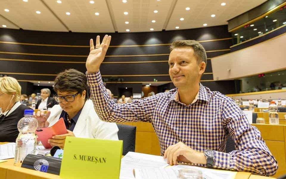 Siegfried-Muresan-vot-Facebook.jpg - PressHub24