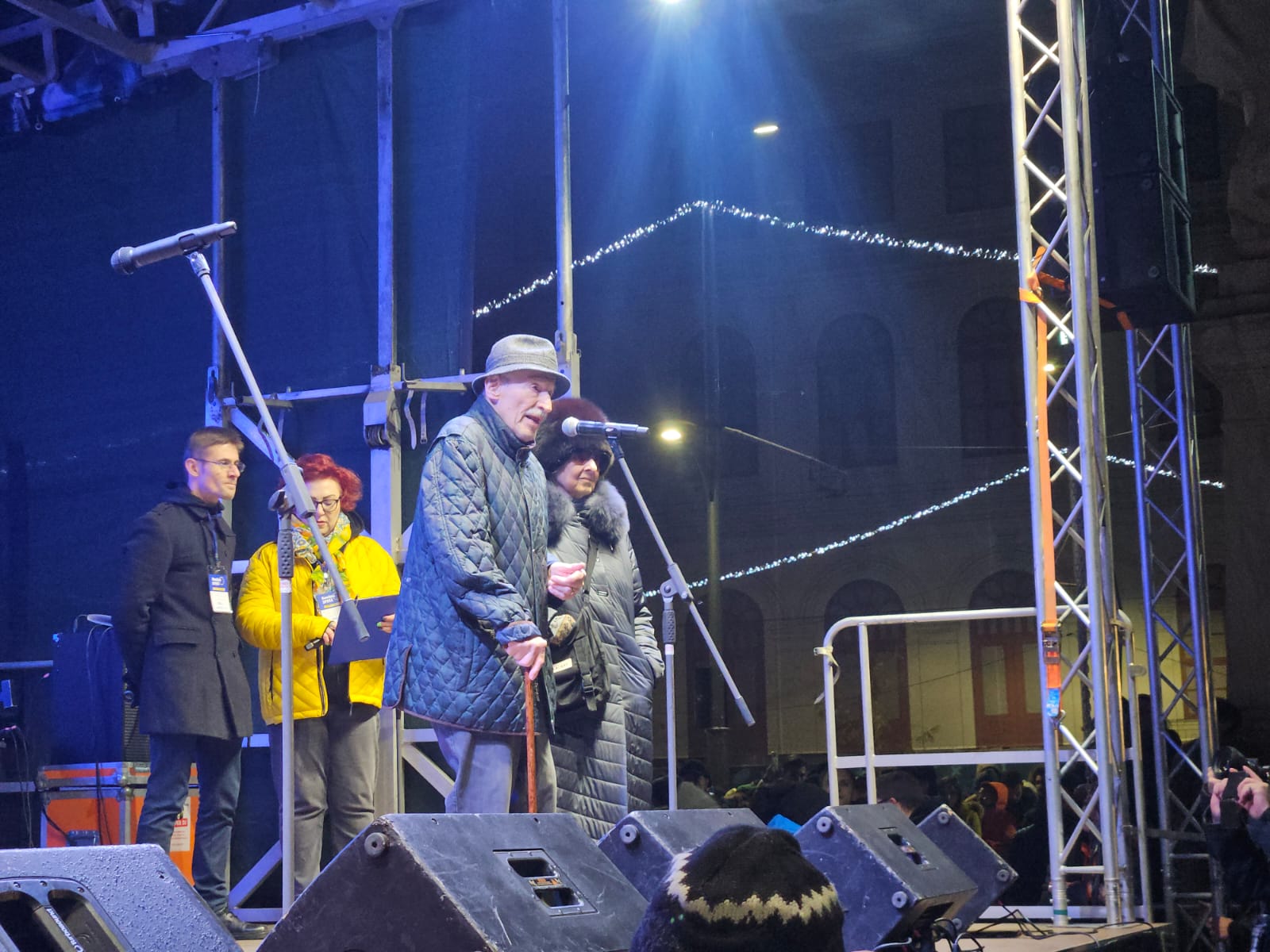 Bărbat de 46 de ani, pus sub control judiciar pentru amenințări la adresa lui Victor Rebengiuc