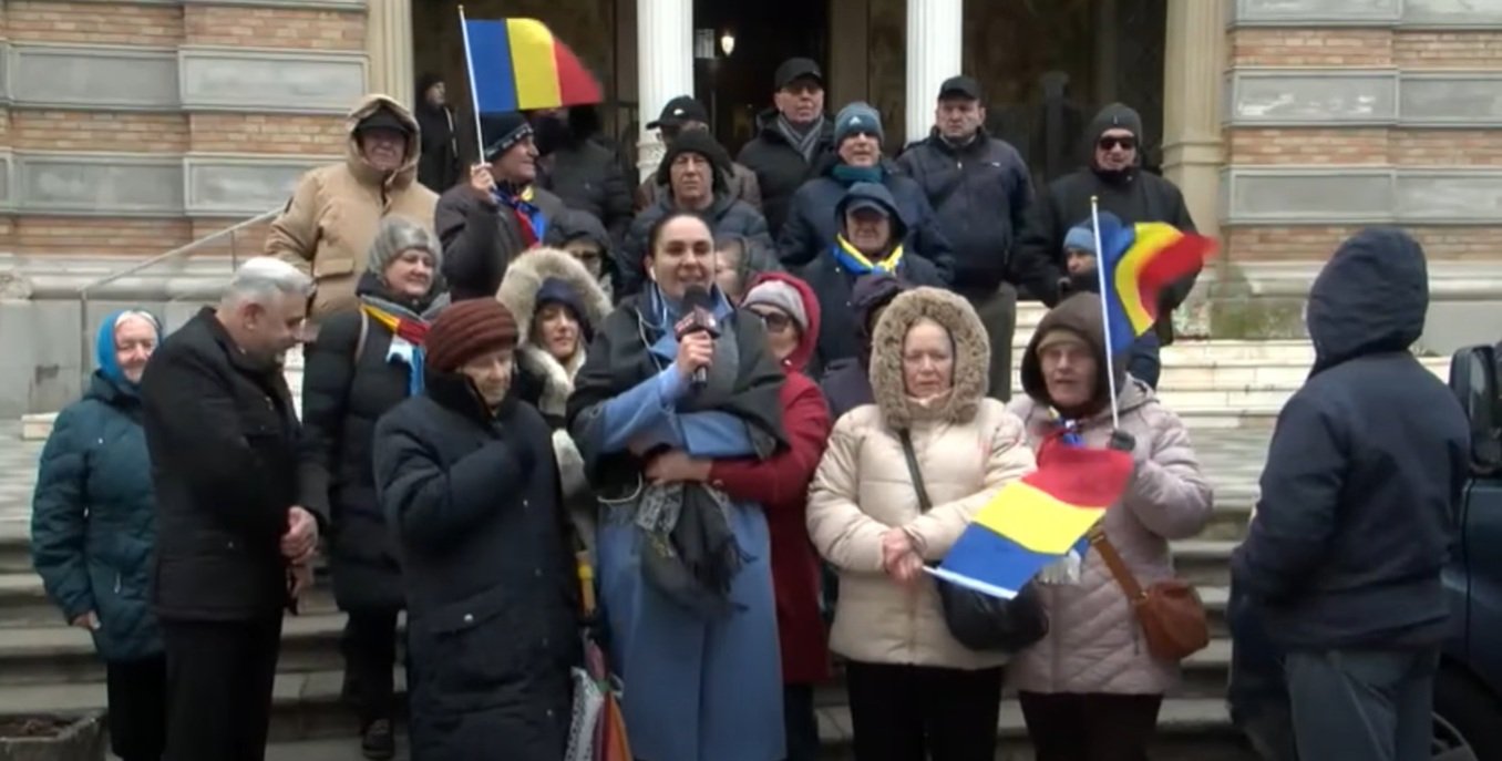 Protest pro- Georgescu eșuat la Constanța, pe scările Arhiepiscopiei lui Teodosie
