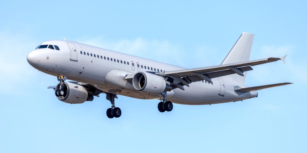 avion-1.jpg - PressHub24