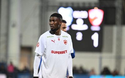 farul-constanta-dinamo-bucuresti-superliga-superbet-4022026-kennedy-boateng.jpg - PressHub24