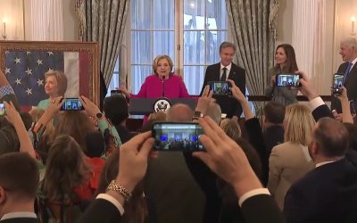 hillary-clinton-sua-statele-unite-washington-departamentul-de-stat-portret-tablou-politica-americana.jpeg - PressHub24