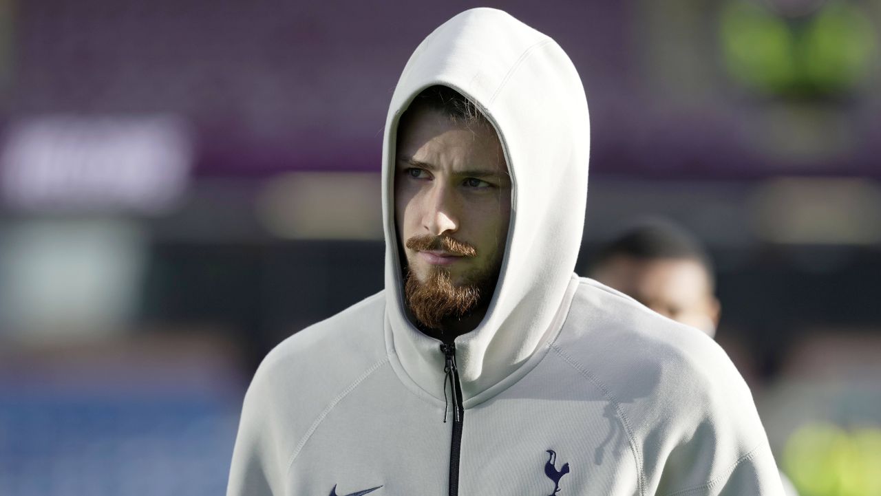 Radu Drăgușin, evaluat cu „evoluție mixtă” după eșecul lui Tottenham