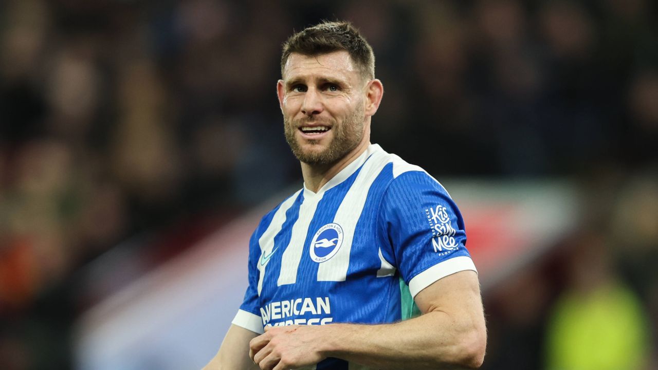 Record de apariții în Premier League egalat de „dinozaurul” Angliei