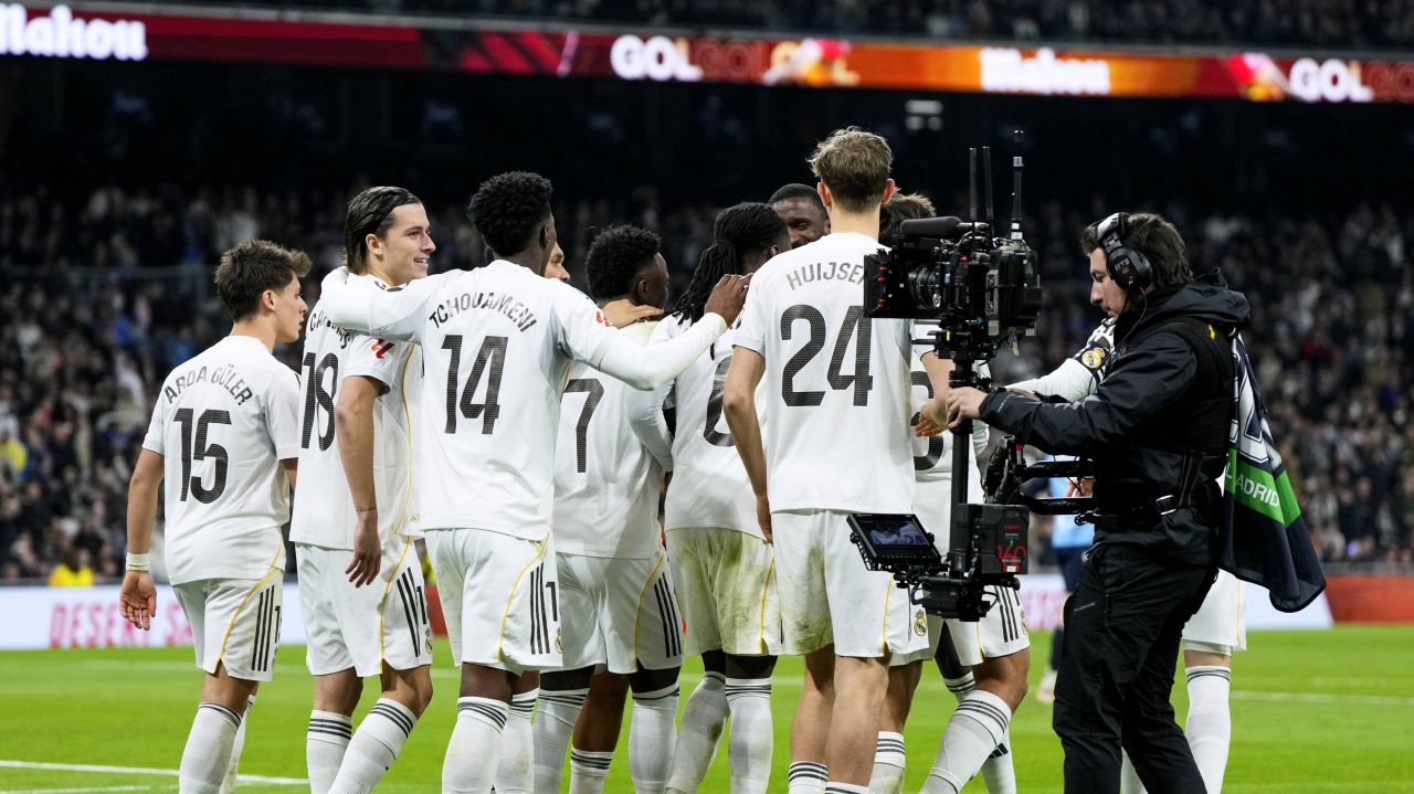 Real Madrid învinge Real Sociedad și urcă pe locul doi în clasament