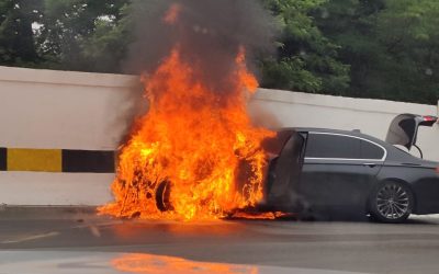 incendiu-masina.jpg - PressHub24