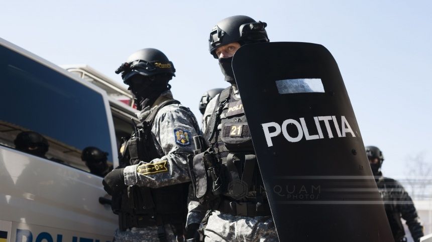 politisti-inq-cornel-putan.jpg - PressHub24