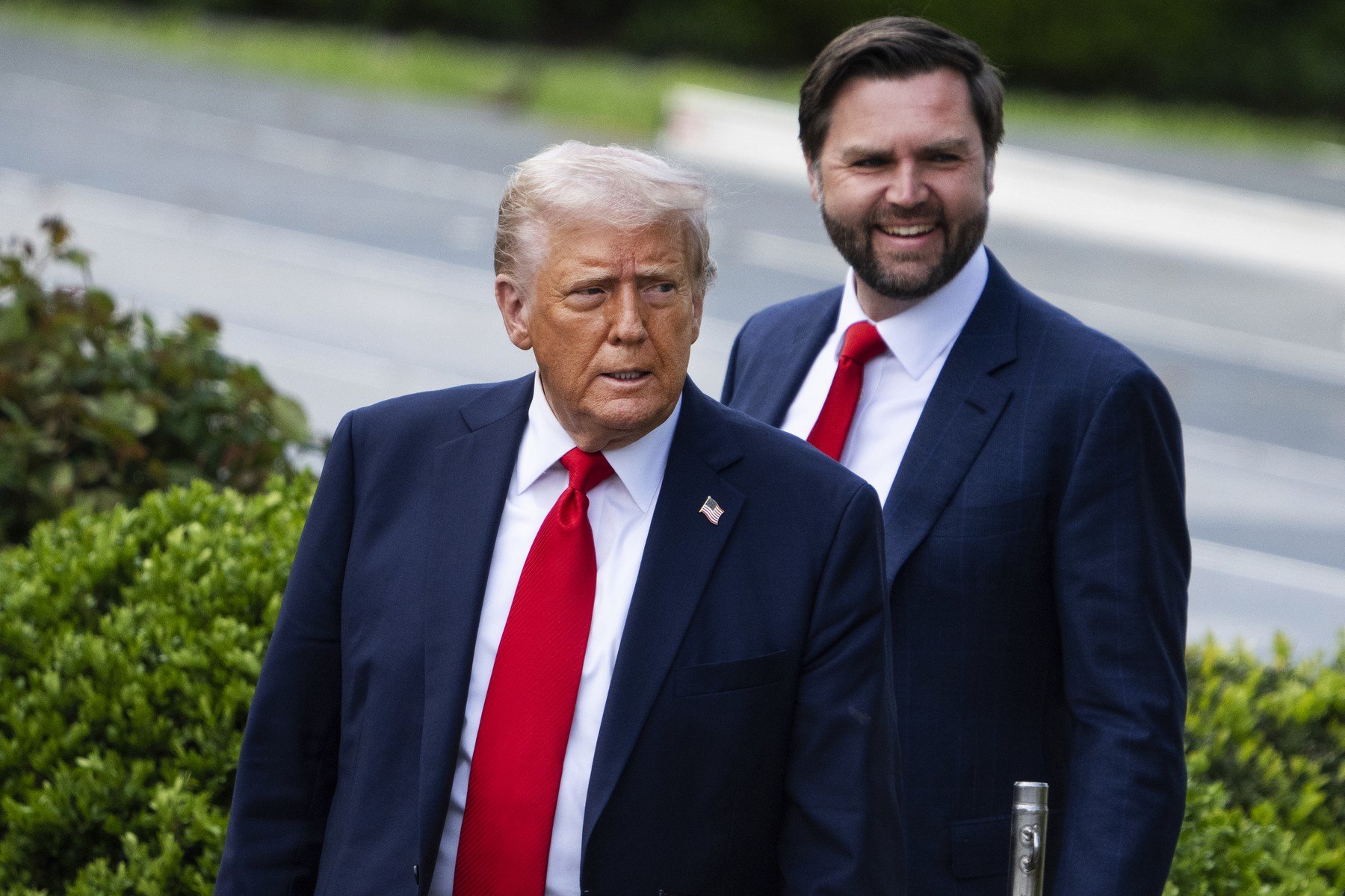 JD Vance: Dosarele Epstein arată „natura incestuoasă” a elitelor, Trump e izoluat